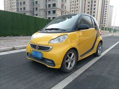 smart smart Yellow 2013
