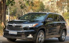 Toyota Highlander Black 2015