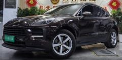 PORSCHE Macan Brown 2019