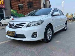 Toyota Corolla White 2013