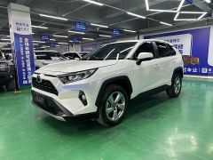 Toyota RAV4 White 2020