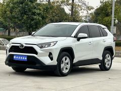 Toyota RAV4 White 2022