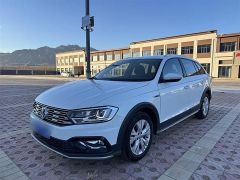 Volkswagen C-TREK White 2017
