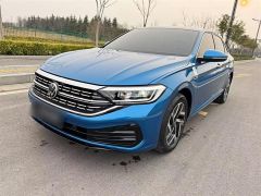 Volkswagen Jetta Blue 2022