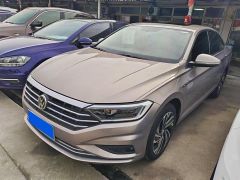 Volkswagen Jetta Brown 2019