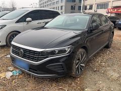 Volkswagen Passat Black 2023