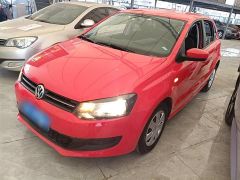 Volkswagen Polo Red 2012