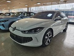 Volkswagen Sagitar White 2023
