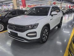Volkswagen TAYRON White 2021