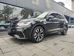 Volkswagen Tiguan Allspace Black 2022