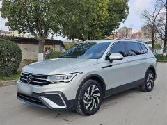 Volkswagen Tiguan Allspace Brown 2021