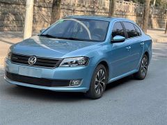 Volkswagen Virtus Blue 2013