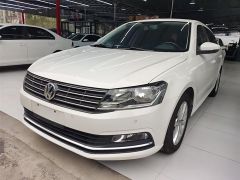 Volkswagen Virtus White 2017
