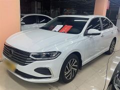 Volkswagen Virtus White 2022