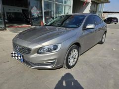 VOLVO S60 Brown 2016