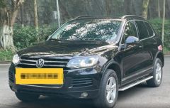 Volkswagen Touareg Black 2010