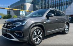 Volkswagen TAYRON Black 2022