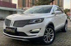 Lincoln MKC White 2016