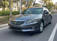 Honda Accord Gray 2012