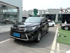 Toyota Highlander Black 2021
