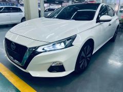 Nissan Teana White 2019