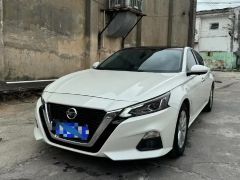 Nissan Teana White 2019