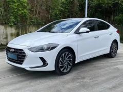 Hyundai Elantra White 2019
