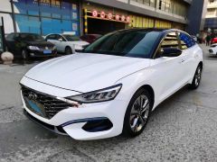 Hyundai La Festa White 2019