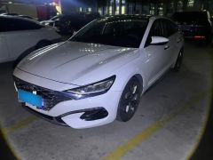 Hyundai La Festa White 2021