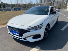Hyundai La Festa White 2021