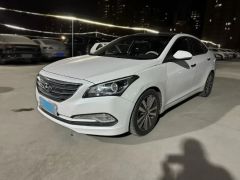 Hyundai Mistra White 2014