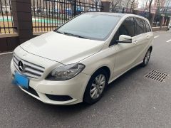 Benz B Class White 2012