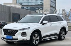 Hyundai Santa Fe White 2020