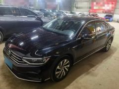 Volkswagen Tiguan L White 2022