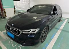 BMW 5 Series Black 2021