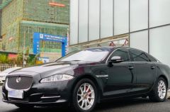 Jaguar XJ Gray 2012