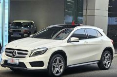 Benz GLA White 2015