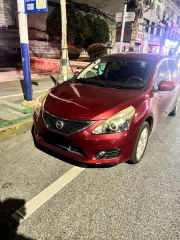 Nissan Tiida Red 2011