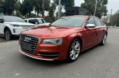 Audi S8 Black 2011