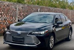 Toyota Avalon Black 2019