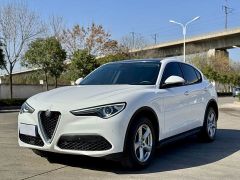 ALFA ROMEO Stelvio White 2017