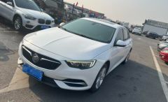 Buick Regal White 2017