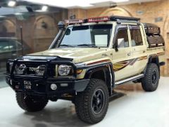 Toyota Land Cruiser Yellow 2007