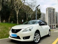 Nissan Tiida White 2011