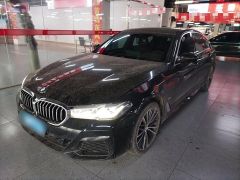BMW 5 Series Black 2021