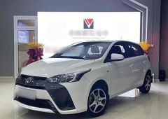 Toyota YARIS White 2016
