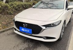 Mazda Motor Mazda3 White 2023