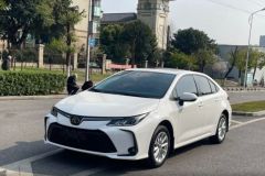 Toyota Corolla White 2021