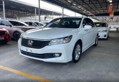 Honda Accord White 2016