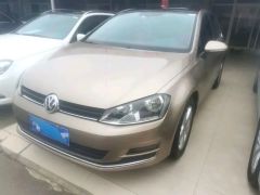 Volkswagen Golf Yellow 2011